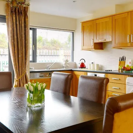 Semesterbostad Self Catering Homes Town Centre *